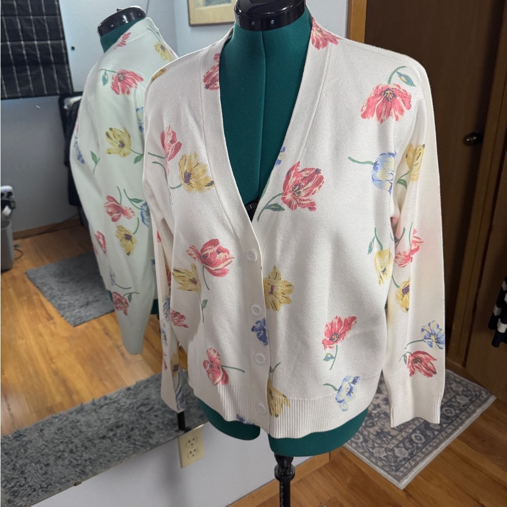 Sioni Cream and Red Cardigan Sweater with printed Floral Design